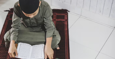 Memahami Esensi Ibadah: Mengabdi Sepenuh Hati Demi Kebaikan Diri