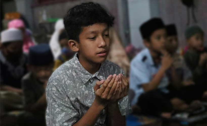 anak berdoa